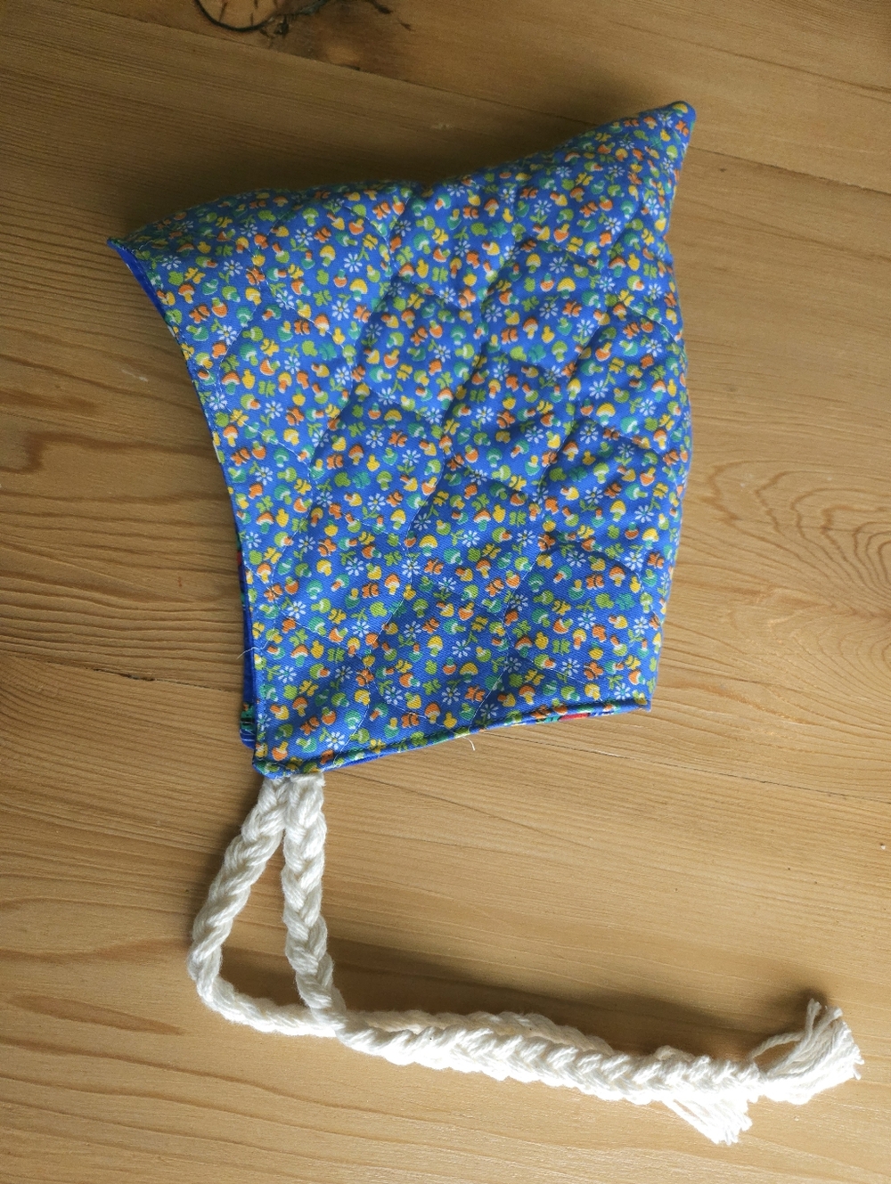Quilted Upcycled Blue Mushroom Pixie Hat Bonnet Fully lined 6-12 months - Picture 5 of 12